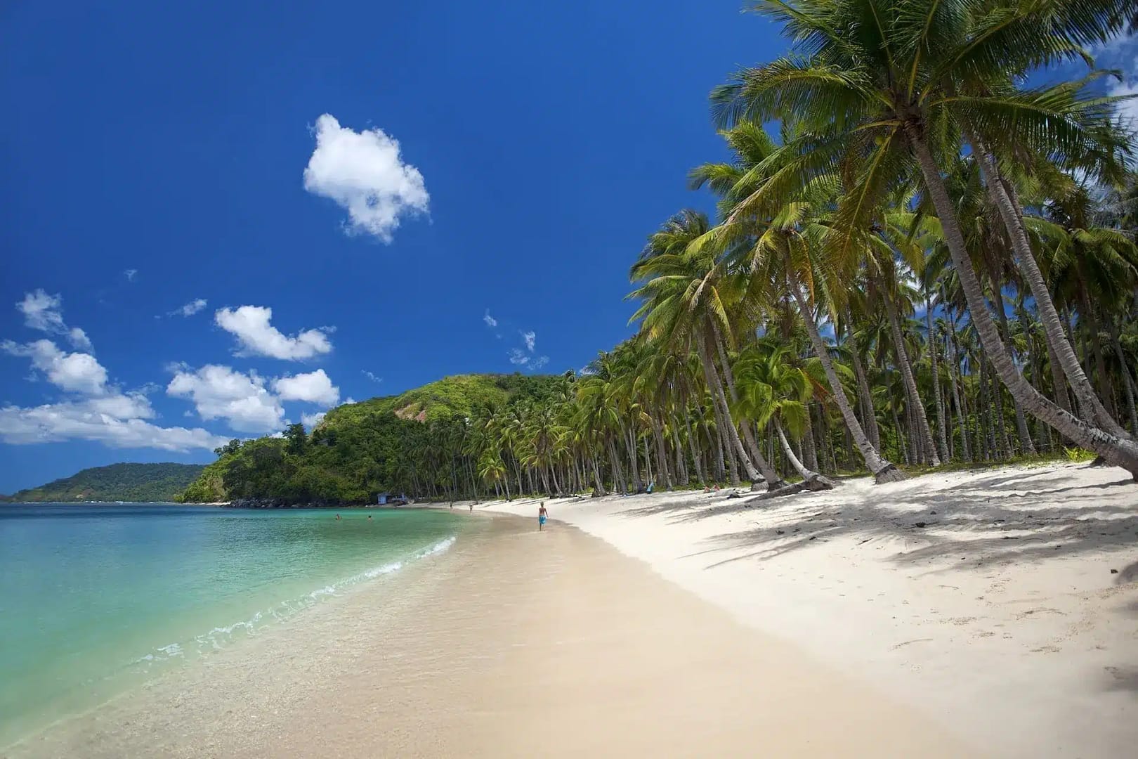 El Nido nacpan beach Philippines