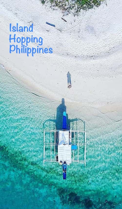 Boat tours between El Nido and Coron