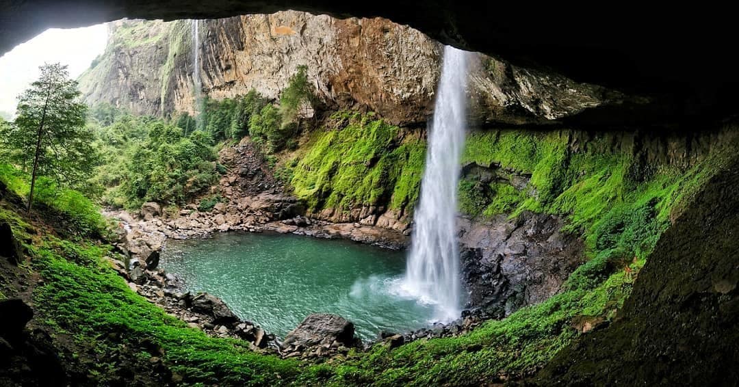 Devkund Trekking falls