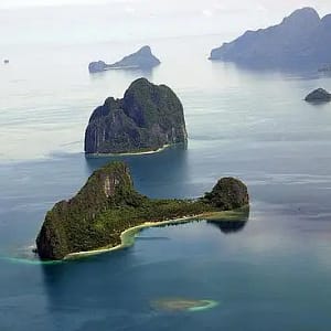 helicopter island el nido tour c