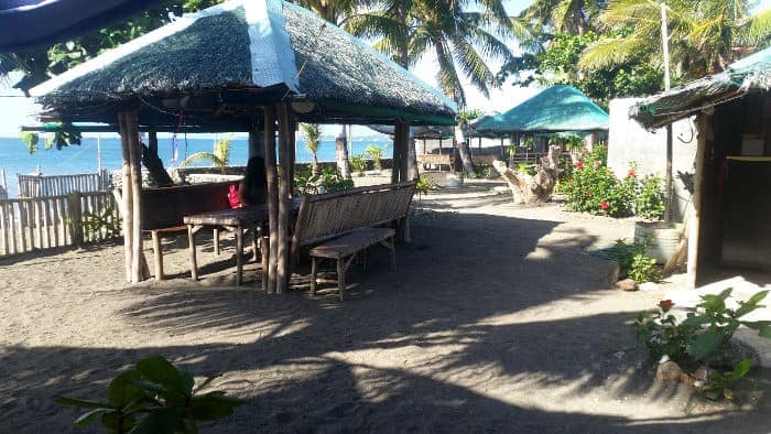 evelyns-beach-resort-panay-20190108_085944